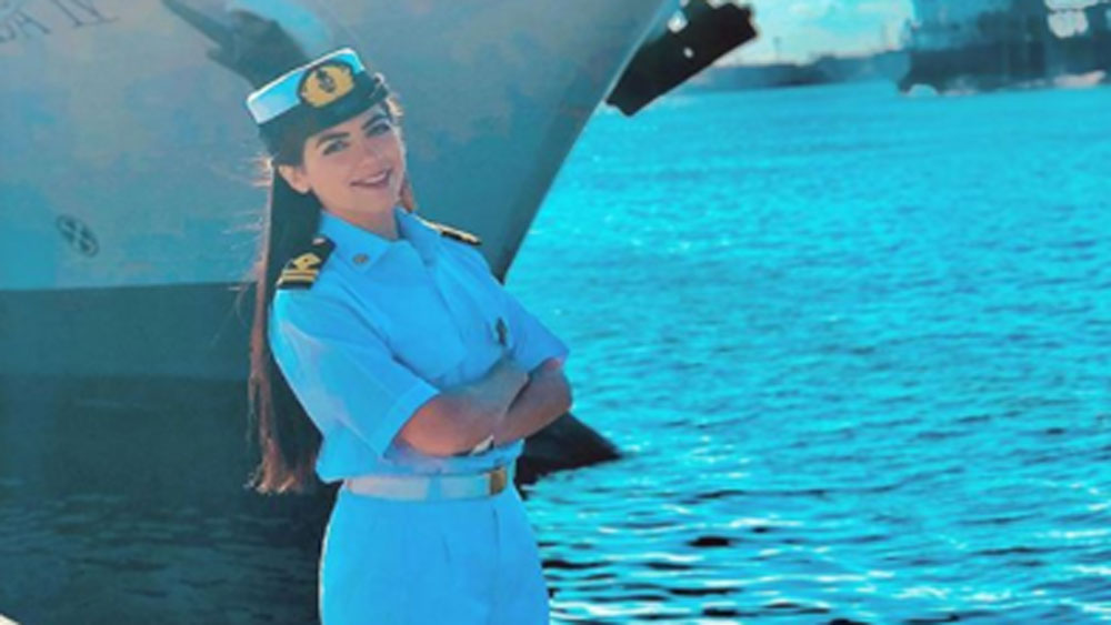 এর পর কারডিফ মেট্রোপলিটন বিশ্ববিদ্যালয় থেকে বিজনেস অ্যাডমিনিস্ট্রেশন-এ স্নাতকোত্তর ডিগ্রিও অর্জন করেছেন। তবে স্নাতকোত্তর ডিগ্রি নিয়ে ততটাও হইচই হয়নি যতটা হয়েছিল স্নাতক হওয়া নিয়ে।