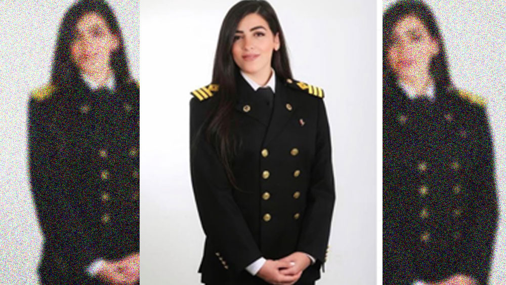 মারওয়া এলসলেহদার। পুরুষ-শাসিত সমুদ্রে মিশরের প্রথম মহিলা ক্যাপ্টেন হিসাবে জাহাজ নিয়ে ভেসে পড়েছিলেন তিনি।