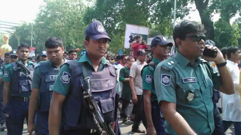 Protest during lockdown turns violent in Bangladesh, 3 shot