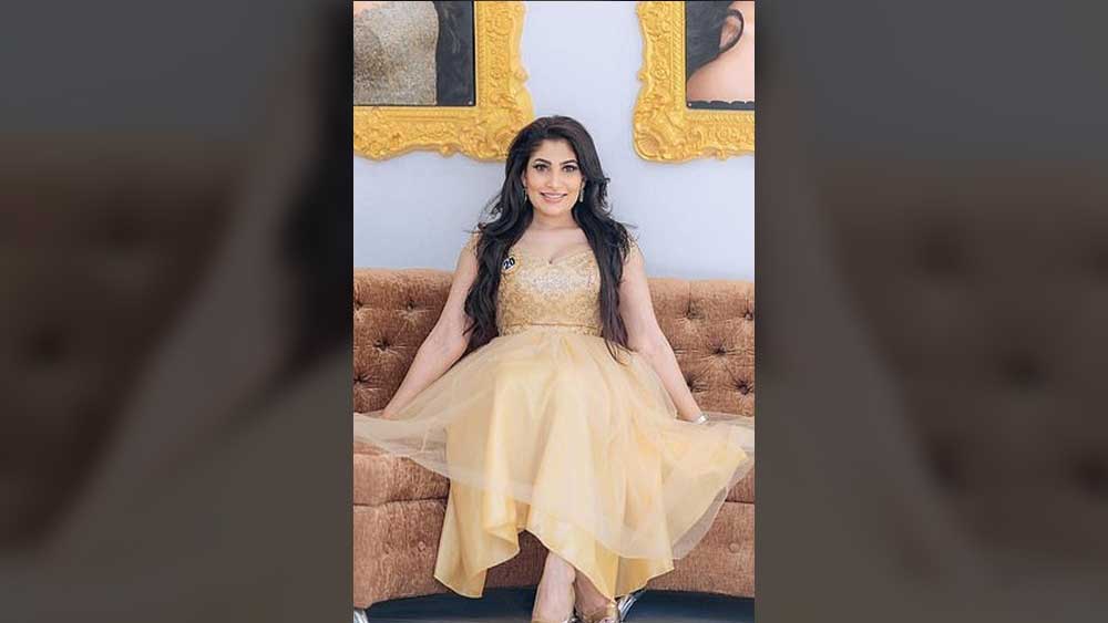 নেটমাধ্যমে পুষ্পিকাকে সমর্থন করেন তাঁর স্বামীও। তাঁদের ব্যক্তিগত জীবন নিয়ে এ ভাবে কাটাছেঁড়া হওয়া উচিত নয় বলে জানান তিনি। গোটা ঘটনায় তিনি কোনও ভাবেই যুক্ত নন বলেও জানিয়ে দেন। স্বামীকে নেটমাধ্যমেই ধন্যবাদ জানান পুষ্পিকা।