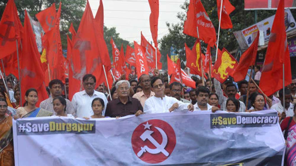 বিভিন্ন রাষ্ট্রায়ত্ত ব্যাঙ্কের শাখায় সেলিমের নামে গচ্ছিত আছে যথাক্রমে ২৫ হাজার ৮১৫ টাকা, ১৬  হাজার ৭৮০ টাকা এবং ২৭ হাজার ১০০ টাকা।