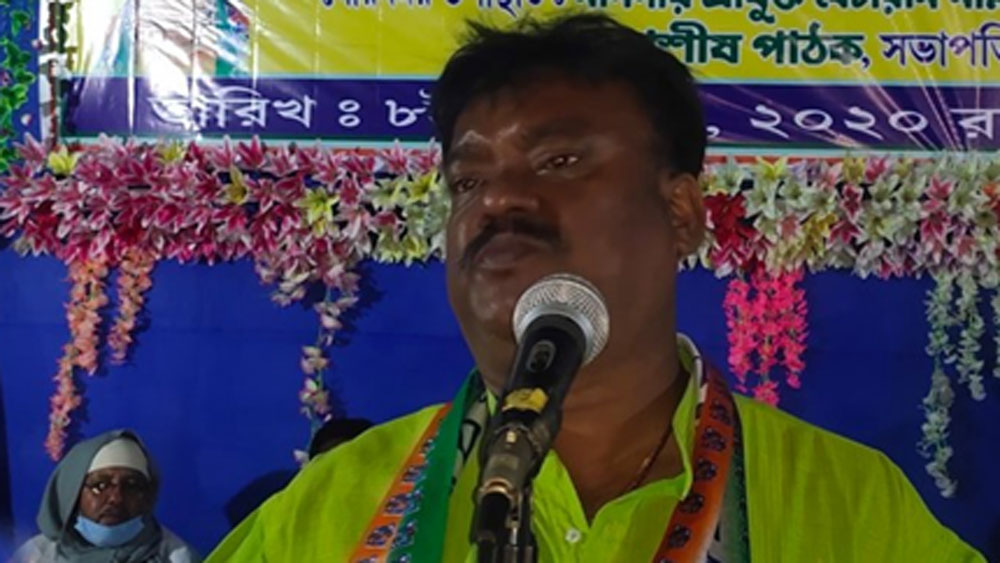 এছাড়া বেচারামের নামে ১৪৮০ বর্গ ফুটের একটি ফ্ল্যাটের উল্লেখ রয়েছে হলফনামায়। যা তিনি পারিবারিক সূত্রে পেয়েছেন। তার মূল্য এখন ২৯ লাখ ৭৮ হাজার ৪৮০ টাকা।