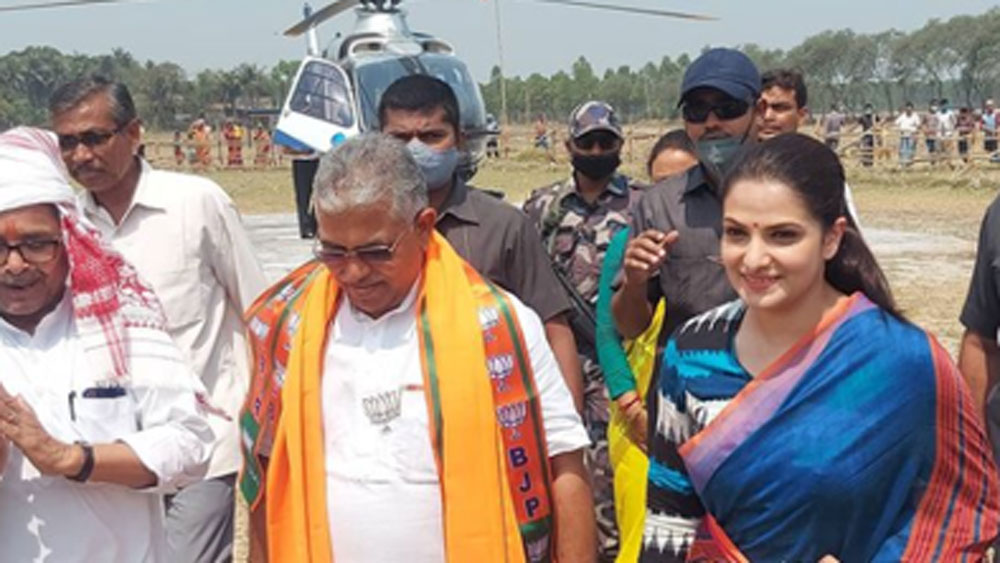 হলফনামা থেকে জানা গিয়েছে, স্থাবর এবং অস্থাবর মিলিয়ে টলিউডের এই অভিনেত্রীর সম্পত্তির পরিমাণ অর্ধ কোটিও ছুঁতে পারেনি।