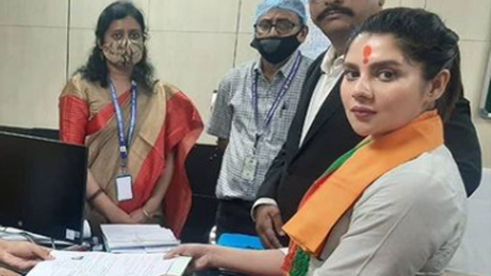 আইসিআইসিআই ব্যাঙ্ক থেকে ৫৯লাখ ৯৪ হাজার ৩৩৬ টাকার গৃহ ঋণ নিয়েছেন তিনি। এ ছাড়া আর কোনও ঋণ তাঁর নেই।