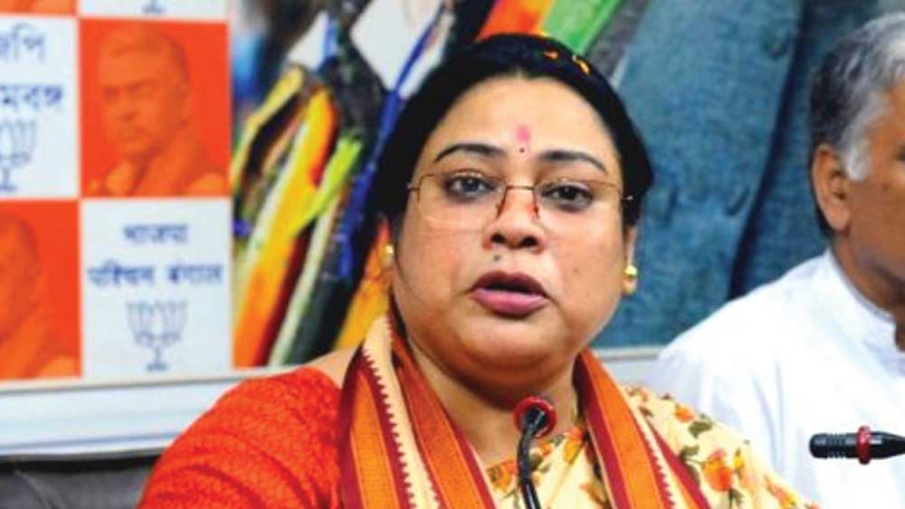 এর আগে, ২০১৮ সালের পঞ্চায়েত নির্বাচনে রায়গঞ্জ জেলা পরিষদের একটি আসন থেকে প্রতিদ্বন্দ্বিতা করেন বিনয়। ২০১৯-এর লোকসভা নির্বাচনে রায়গঞ্জ কেন্দ্র থেকে বিজেপি-র দেবশ্রী চৌধুরীর বিরুদ্ধেও লড়েন।