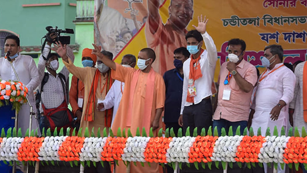 দু’টি গাড়ি ঋণ রয়েছে তাঁর। একটি ২৮ লাখ ৫৩ হাজার ৭৪২ টাকার এবং অন্যটি ১৭ লাখ ৭৬ হাজার ৫২২ টাকার। গৃহ ঋণ রয়েছে ১ কোটি ৪ লাখ ২২ হাজার ৮৭১ টাকার। মোট ঋণ ১ কোটি ৫০ লাখ ৫৩ হাজার ১৩৫ টাকা।