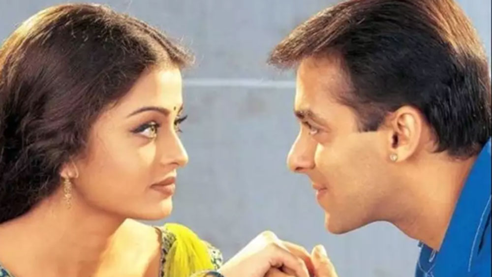 নিজেই নববধূকে সঙ্গে নিয়ে বিদেশে পাড়ি দিয়েছিলেন সলমনের সঙ্গে দেখা করার জন্য। নিজের স্ত্রীকে তাঁর প্রেমিকের সঙ্গে বিয়ে দিতে চেয়েছিলেন তিনি।