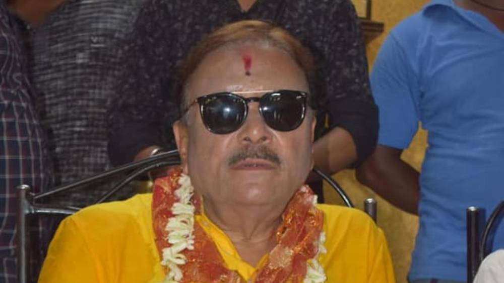 তাঁর মতো বর্ণময় রাজনীতিক বিরল। দীর্ঘ রাজনৈতিক জীবনে বিতর্ক বহু। তার পরেও দল ও দলনেত্রীর প্রতি একনিষ্ঠ মদন মিত্র। এ বার তিনি কামারহাটি কেন্দ্রের তৃণমূল প্রার্থী।