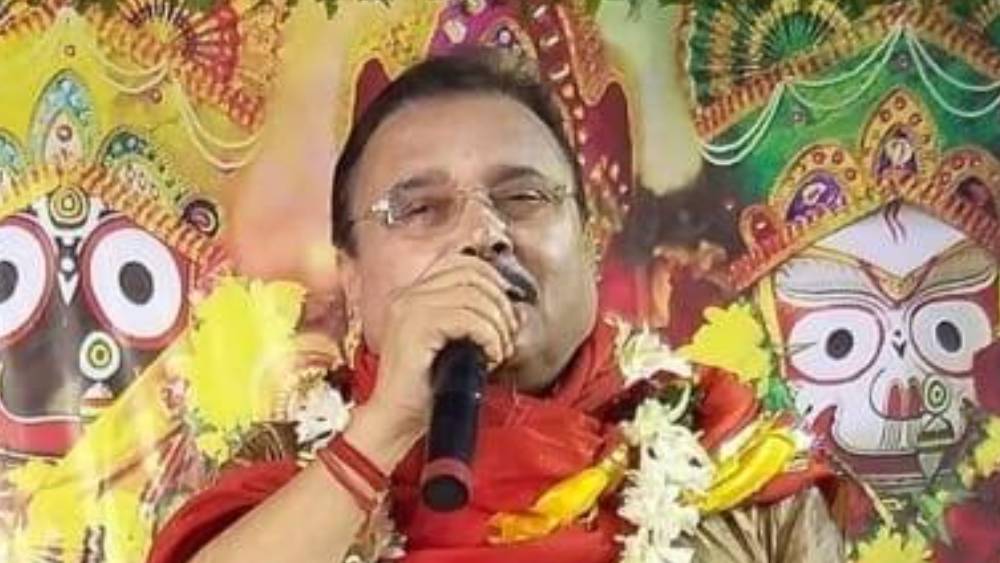 মদন এবং তাঁর স্ত্রী অর্চনার নামে এই মুহূর্তে কোনও ব্যাঙ্কঋণ নেই।