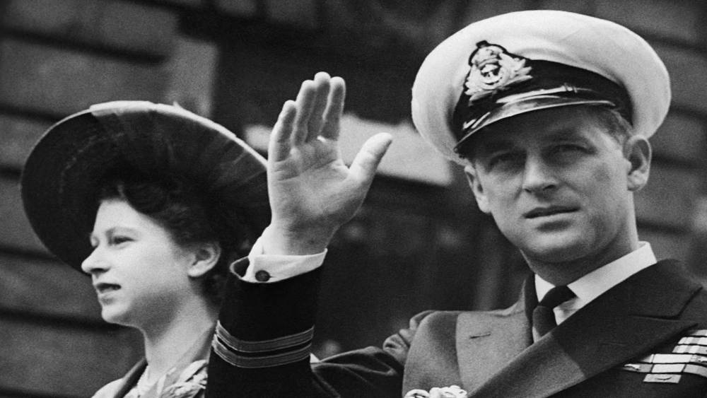 কিন্তু একইসঙ্গে যুবরাজ এ কথাও বলেন যে তাঁর পরিবারের কোনও সদস্যের মধ্যে ইহুদি-বিদ্বেষ মনোভাব ছিল কি না, সে বিষয়ে তিনি জ্ঞাত নন। তবে তাঁর নিজের নাজি-বিরোধিতা নিয়ে কোনও সংশয় কোনও দিন দেখা দেয়নি। দ্বিতীয় বিশ্বযুদ্ধে তিনি ব্রিটেনের হয়ে যুদ্ধ করেছিলেন প্রবল পরাক্রমে।