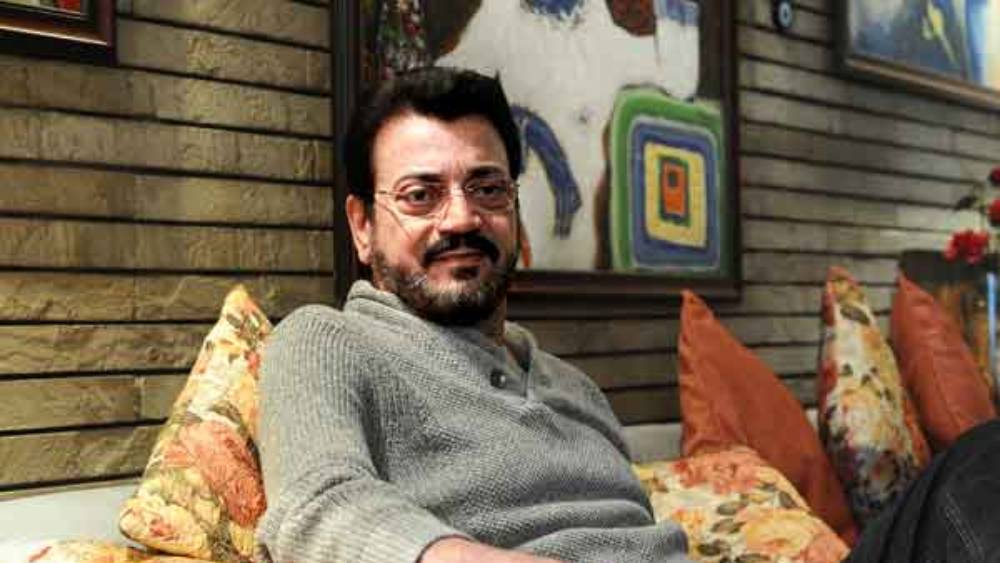 চিরঞ্জিতের একটি গাড়ি, মাহিন্দ্রা স্করপিয়ো। ২০১৯ সালে কিনেছিলেন ১৩ লক্ষ ১৫ হাজার ১৯০ টাকা দিয়ে।