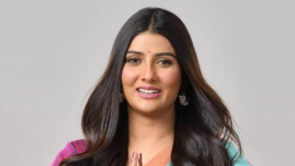 পার্নোর নামে কোনও কৃষিজমি নেই। বাড়িও একটিই। বালিগঞ্জের কর্নফিল্ড রোডের সেই ফ্ল্যাটেই তিনি থাকেন।