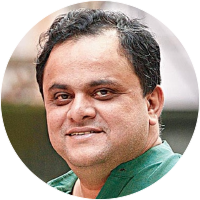 ব্রাত্য বসু