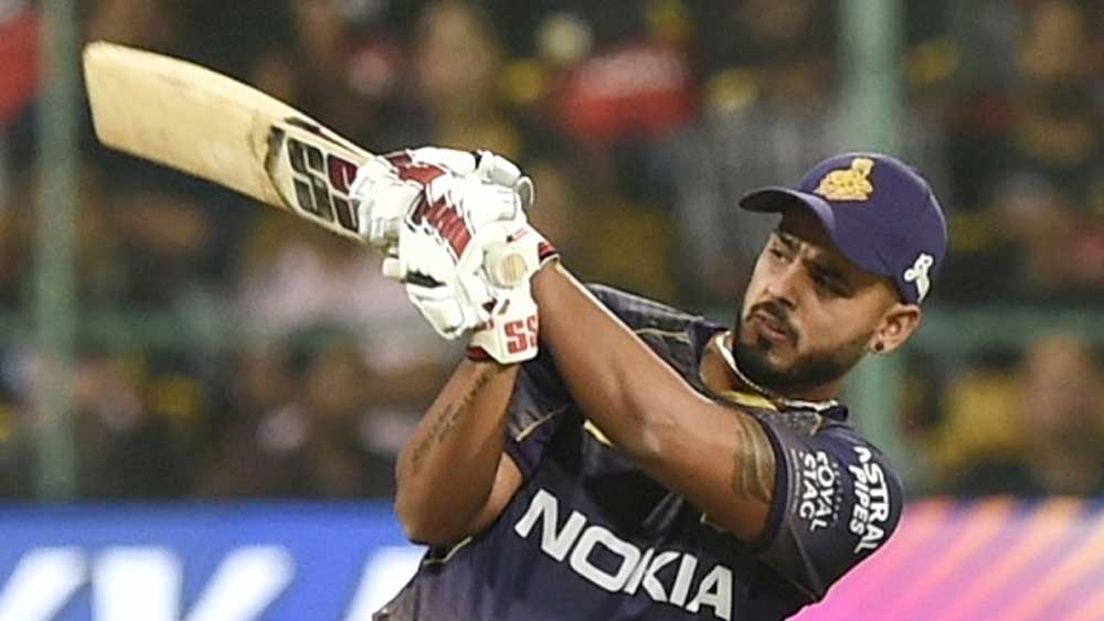 নীতীশ রানা: এই মুহূর্তে দলের সেরা ব্যাটসম্যান তিনিই। ২ ম্যাচেই অর্ধ শতরান রয়েছে তাঁর দখলে। কোহলীদের বিরুদ্ধে জিততে হলে তাঁর ব্যাট থেকেই রবিবারও বড় রান অবশ্যই প্রয়োজন।