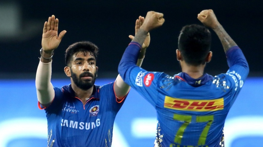 শেষ বেলায় আবার বাজিমাত করলেন যশপ্রীত বুমরা। ছবি - টুইটার। 