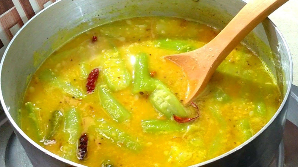 ঝিঙের ঝোল