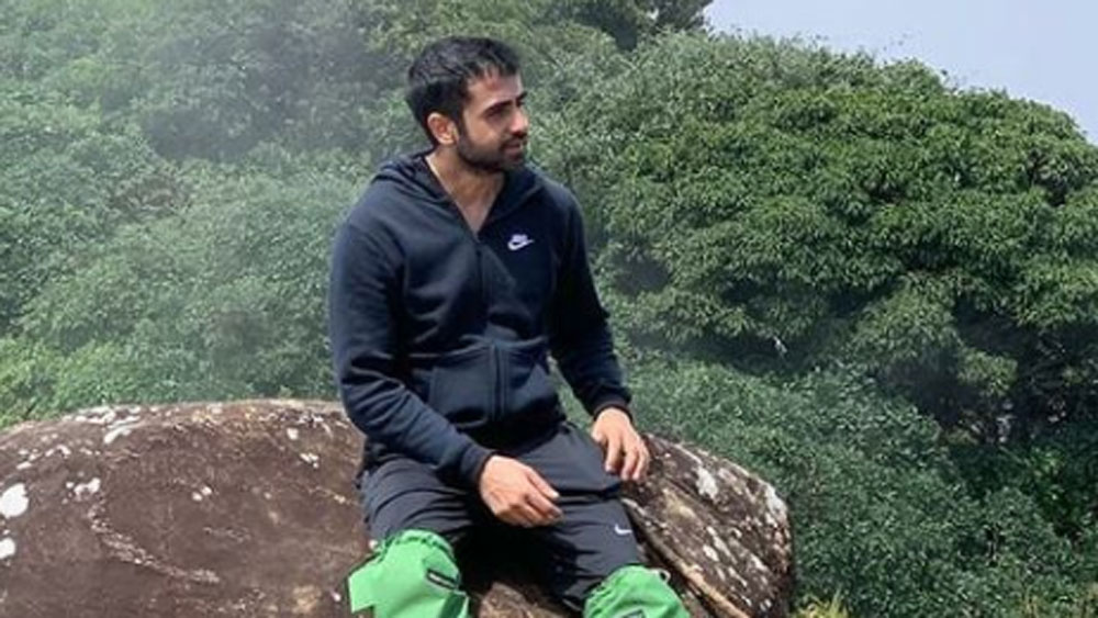 শেয়ার বাজার, মিউচুয়াল ফান্ড এ সব নিয়ে বরাবরই কৌতূহল ছিল তাঁর। বিষয়গুলির গভীরে ঢুকতে প্রচুর পড়াশোনা করেছেন এক সময়।