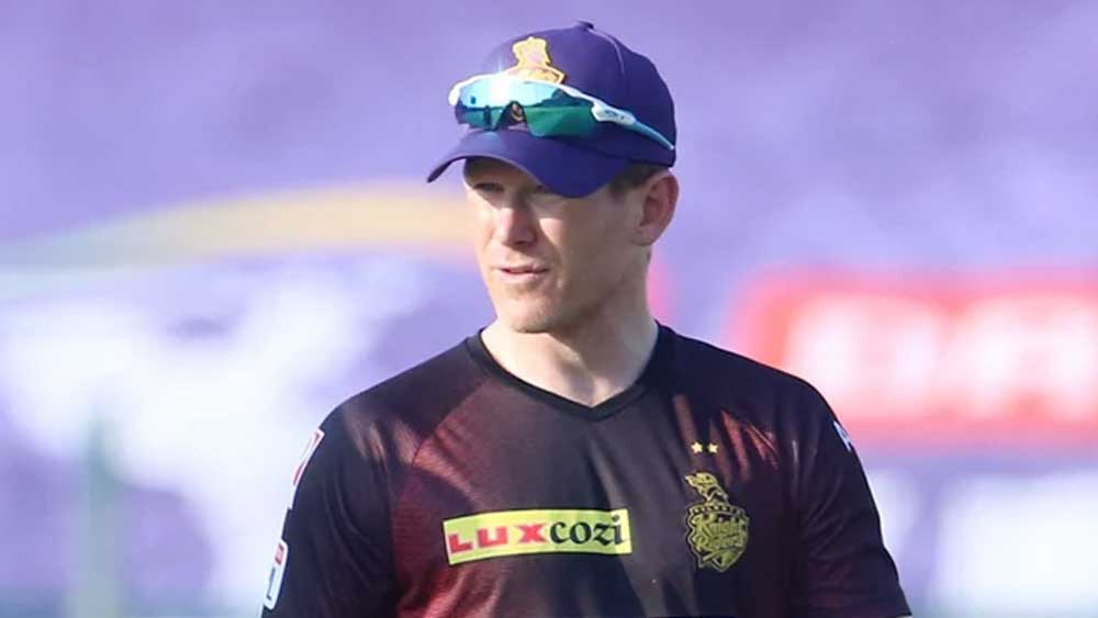 অইন মর্গ্যান: প্রশ্ন উঠছে তাঁর অধিনায়কত্ব নিয়ে। তবে শুধু অধিনায়ক নন, ব্যাটসম্যান হিসেবেও নিজেকে মেলে ধরতে হবে মর্গ্যানকে। মিডল অর্ডারে তিনি রান না পেলে জেতা মুশকিল কলকাতার।