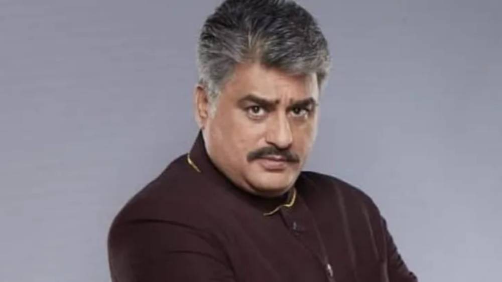 ‘উতরন’-এর যোগী ঠাকুর, ‘এক হসিনা থি’-র রাজনাথ গোয়েঙ্কা এবং ‘শক্তি’ ধারাবাহিকের মনিন্দর সিংহ চরিত্রে অভিনয় করে জনপ্রিয়তার প্রথম সারিতে চলে এসেছিলেন আয়ুব।