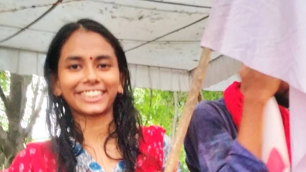 ঐশীর অস্থাবর সম্পত্তির বর্তমান বাজারদর প্রায় ১ লক্ষ ৮৩ হাজার ৮১৮ টাকা ৯৬ পয়সা।