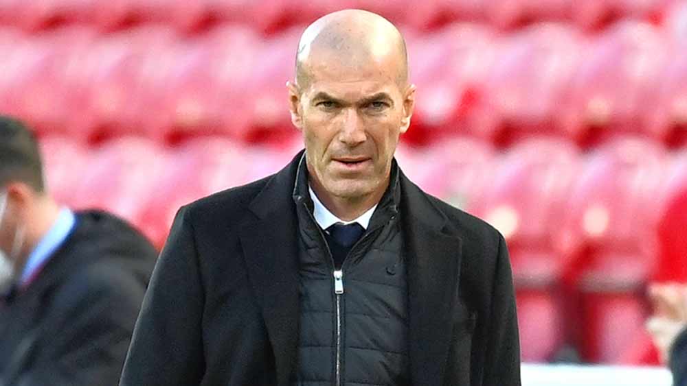 লক্ষ্য: দু’পয়েন্ট নষ্ট হলেও সামলে নেওয়ার আশায় জ়িদান। 