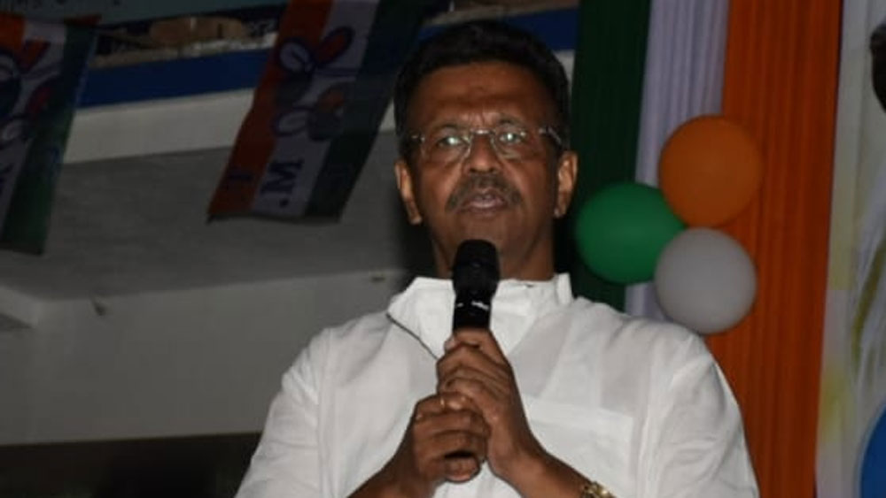 একাধিক ব্যাঙ্ক অ্যাকাউন্টে ফিরহাদের নামে গচ্ছিত আছে মোট ১ কোটি ৯১ লক্ষ ৫৬ হাজার ৬৭১ টাকা ৮৭ পয়সা।