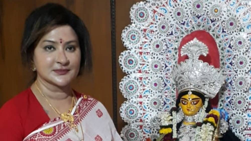 সুদীপ ২০১০ সালে কিনেছিলেন মারুতি এস এক্স ফোর। দাম পড়েছিল ৮ লক্ষ ৬৭ হাজার ৫৫৯ টাকা। ২০১৩ সালে টয়োটা ফরচুনার কিনেছিলেন ২৬ লক্ষ ৪০ হাজার ৮০১ টাকায়।