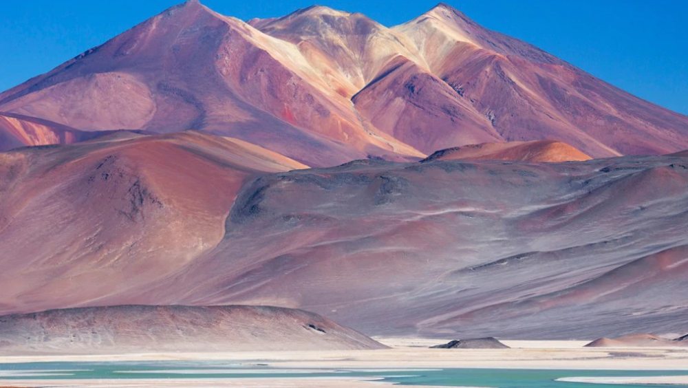 তার উপর আটাকামা বিশ্বের সবচেয়ে শুষ্ক অঞ্চল। শুষ্ক বায়ুর কারণেই ৫০০ বছর ধরে এত সুন্দর সংরক্ষণ হয়েছে দেহগুলির। শুকনো বাতাস এবং ঠান্ডা আবহাওয়া দু’টিই শরীরে পচনের হার কমিয়ে দেয়। লুলাইলাকোর এই তাৎপর্যপূর্ণ আবহাওয়াই মমিগুলিকে এত বছর ধরে ভাল রেখেছিল, মত বিশেষজ্ঞদের।