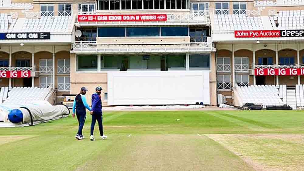 চর্চায়: বুধবার থেকে শুরু প্রথম টেস্ট। তার আগে নটিংহ্যামের পিচ। টুইটার