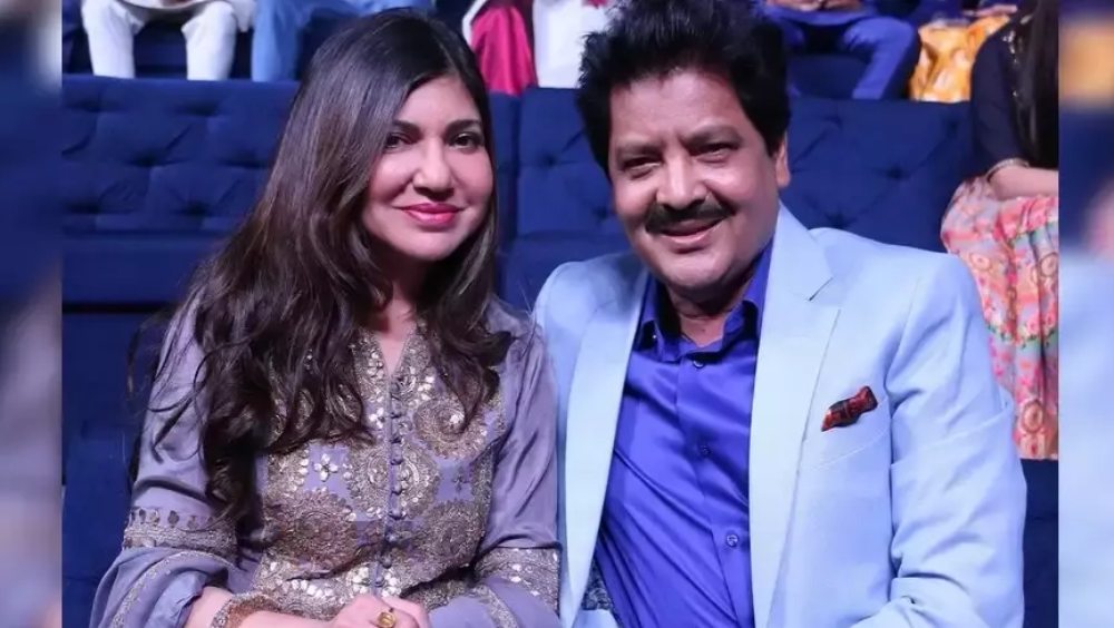 মাত্র ৬ বছর বয়সে আকাশবাণী কলকাতায় গান শুরু করেছিলেন তিনি। তাঁর কেরিয়ার আজ যে উচ্চতায় পৌঁছেছে, তার পুরো কৃতিত্বই মা-কে দেন তিনি।