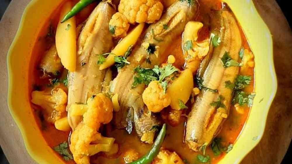 কী ভাবে বানাবেন শিঙি মাছের ঝোল?