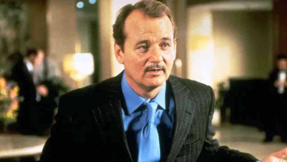 ১৯৯৮: সে বছর মুক্তি পেল জনপ্রিয় সিনেমা ‘রাশমোর’। ছবিতে অভিনেতা বিল মারের গোঁফ গোটা বছর জুড়ে জনপ্রিয়তার শীর্ষে রইল। 