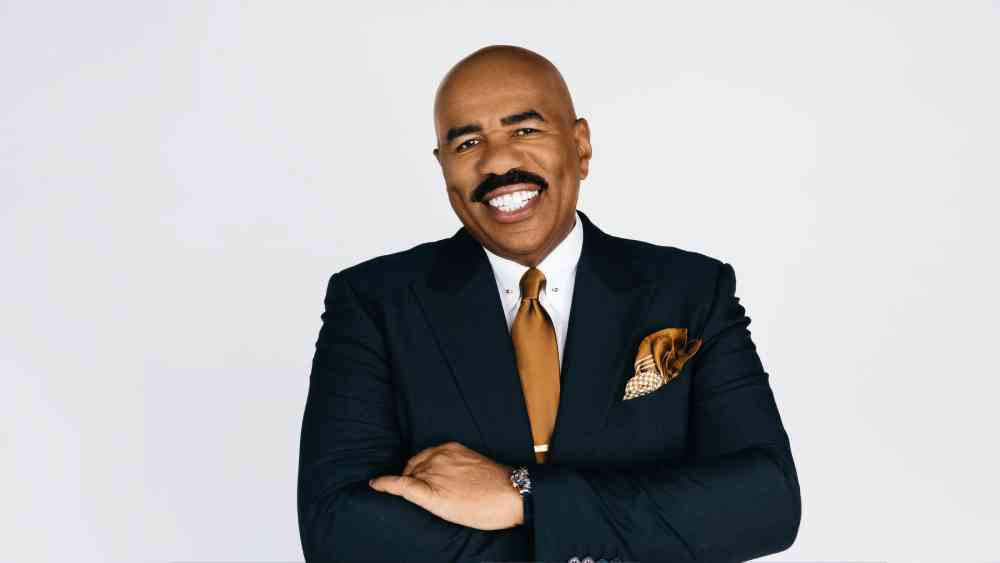 ২০১০: জনপ্রিয় সঞ্চালক স্টিভ হার্ভের গোঁফ সে বছরের সেরা। 