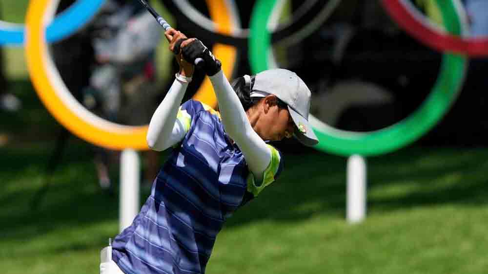 শনিবার আবহাওয়া খারাপ থাকলে নাও হতে পারে খেলা। এমন অবস্থায় তৃতীয় রাউন্ডের ফলের ভিত্তিতেই দেওয়া হতে পারে পুরস্কার। সেই ক্ষেত্রে রুপোর পদক পাবেন অদিতি। তৈরি করবেন ইতিহাস।