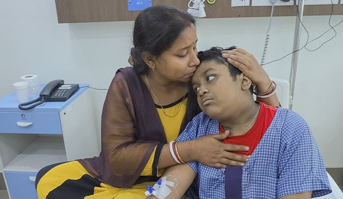 মায়ের সঙ্গে হাসপাতালে শ্রেহান