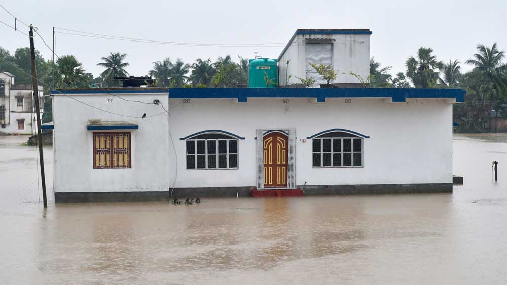 শুধুই প্রতিশ্রুতি, সুরাহা নেই।