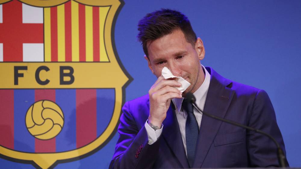 কেঁদে ফেললেন মেসি! বার্সেলোনার হয়ে শেষ সাংবাদিক বৈঠক  করলেন এলএমটেন