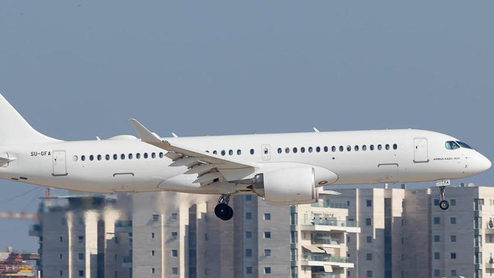 ১৯৮২ সালে এয়ার সিনাই তৈরি করে মিশর। মিশরের রাজধানী কায়রো এবং ইজরায়েলের তেল আভিভের মধ্যে সরাসরি যোগাযোগ স্থাপিত হয়।