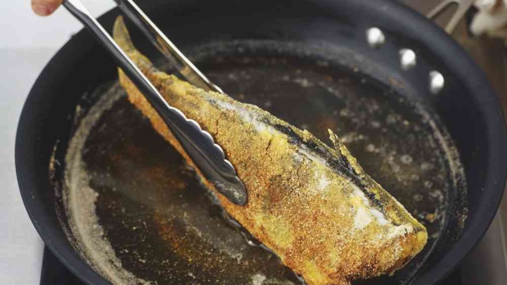 মাছ ভাজার কৌশল