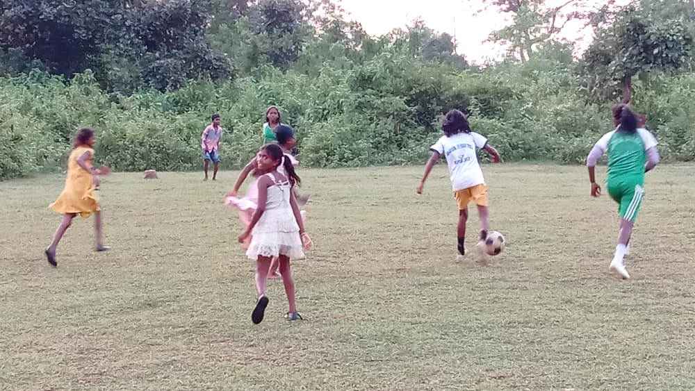  গ্রামের ২০ জন শবর মেয়ে প্রশিক্ষণ নেয়