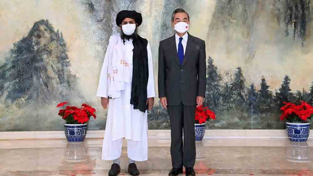 চিনা বিদেশমন্ত্রীর সঙ্গে গনি।