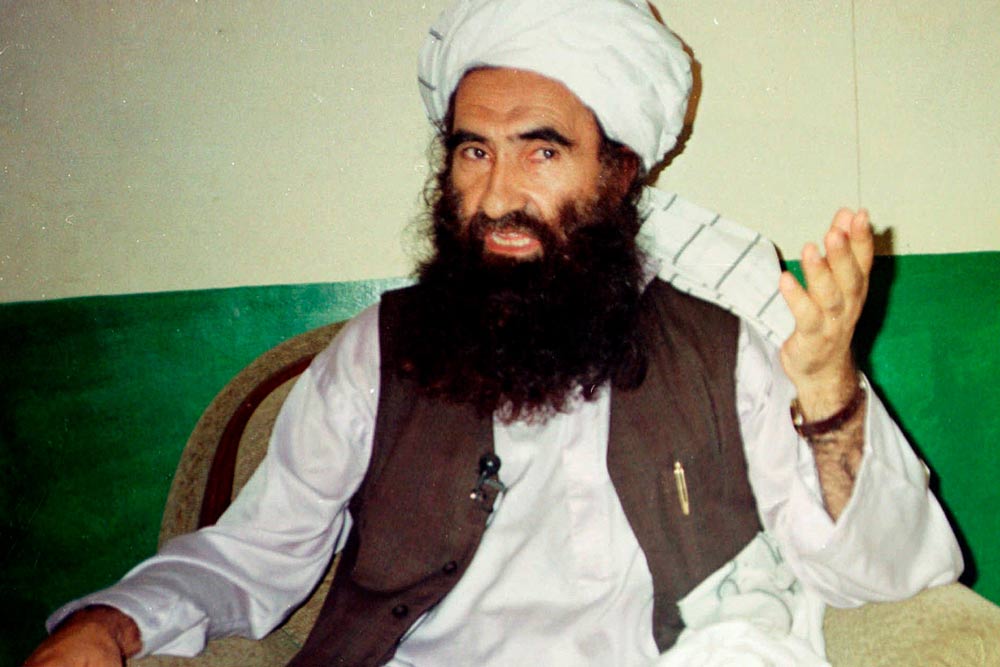 সিরাজউদ্দিন হক্কানি: সংগঠনের অর্থনৈতিক বিষয়ক যাবতীয় খুঁটিনাটি দেখার ভার তাঁর উপর। পাকিস্তান-আফগানিস্তান সীমান্তে অত্যাধুনিক অস্ত্রের আমদানিও নিয়ন্ত্রিত হয় তাঁর নির্দেশে। হক্কানির বিরুদ্ধে একাধিক জঙ্গি কার্যকলাপের অভিযোগ রয়েছে। মধ্যবয়সি এই নেতা পাকিস্তানে গা ঢাকা দিয়ে রয়েছেন বলে গুপ্তচরদের অনুমান।