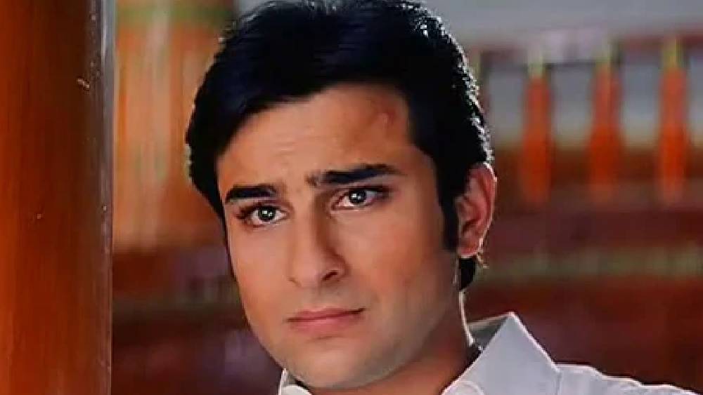 ২০১৯ সালে সেই মামলার শুনানির জন্য যোধপুর আদালতে গিয়ে আবার নতুন বিতর্কে জড়িয়েছিলেন সইফ। যোধপুর বিমানবন্দর থেকে সইফ নিজের গাড়িতে উঠতেই সাংবাদিকরা ঘিরে ধরেন। তাঁদের এড়িয়ে যাওয়ার জন্য চালককে গাড়ির জানলার কাচ তুলে দিতে বলেন সইফ। তা না করলে তাঁকে মারার ভয় দেখিয়ে তিনি বলেন, “গাড়ির জানলার কাচ তোল, না হলে এক থাপ্পড় মারব।”