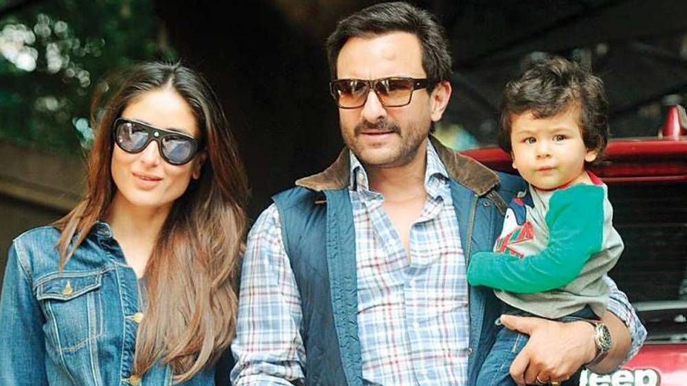 এ ছাড়াও ইসলাম ধর্মাবলম্বী হয়ে হিন্দু করিনাকে বিয়ে করা, পুত্রের নাম তৈমুর রাখার জন্যও একাধিক বার সাধারণ মানুষের রোষের মুখে পড়েছেন তিনি।