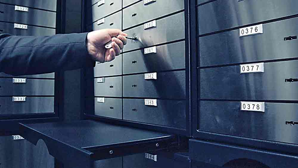 letters to the editor: harassment of customers for using bank lockers