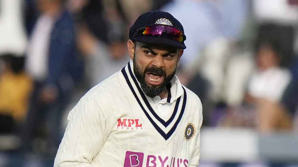 পরিসংখ্যানের বিচারে তিনি ভারতের সফলতম টেস্ট অধিনায়ক। দেশকে এখনও পর্যন্ত ৬৩টি ম্যাচে নেতৃত্ব দিয়েছেন। জিতেছেন ৩৭টি ম্যাচে। হার এবং ড্র যথাক্রমে ১৫টি এবং ১১টি ম্যাচে। সাফল্যের হার মহেন্দ্র সিংহ ধোনি, সৌরভ গঙ্গোপাধ্যায়ের থেকে বেশি।