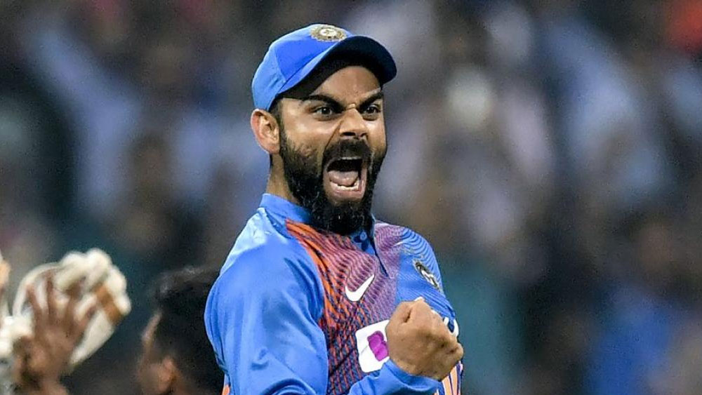 একটি এক দিনের সিরিজে সব থেকে বেশি রান রয়েছে কোহলীর। ২০১৭-১৮ মরসুমে দক্ষিণ আফ্রিকার বিরুদ্ধে একটি সিরিজে তিনটি শতরান-সহ ৫৫৮ রান করেছিলেন তিনি।