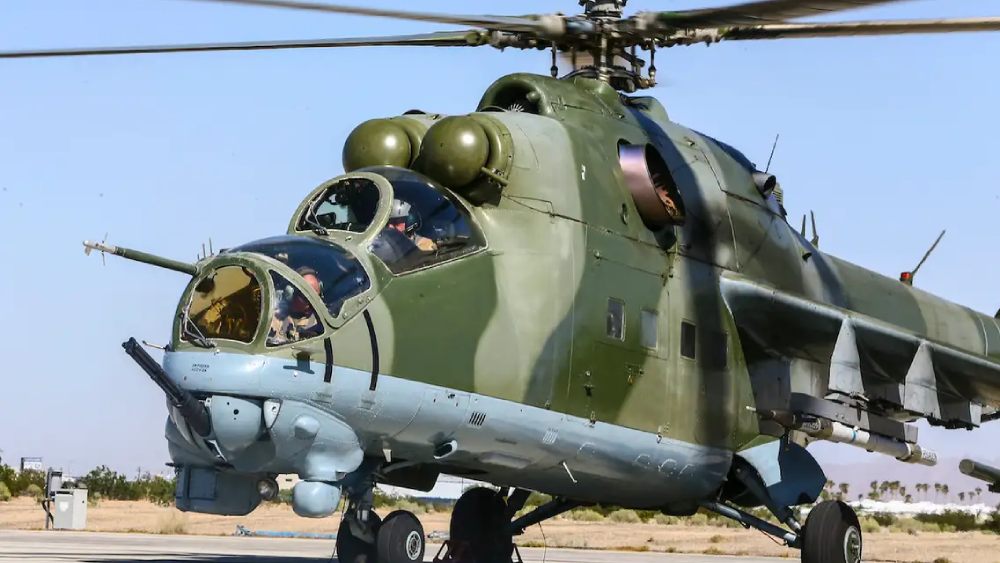 যেহেতু কুন্দুজের বিমান ঘাঁটিরও দখল নিয়েছে তালিবান, তাই ধরে নেওয়া হয়েছে দু’টি রাশিয়ান সেনা হেলিকপ্টার এবং আফগানিস্তানকে ভারতের পাঠানো এম-আই ২৪ অ্যাটাক হেলিকপ্টারও এখন তালিবানদের হস্তগত হয়েছে। 