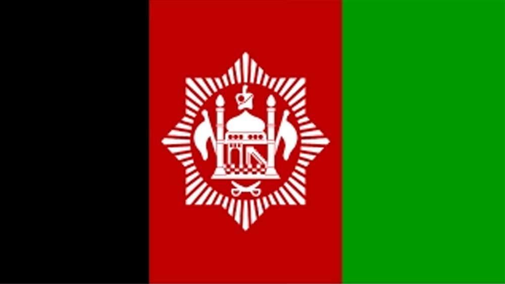 ১৯২৯ সাল। রাজা হবিবুল্লাহ কালাকানির আমলে ফের পাল্টে যায় পতাকা। লাল, কালো, সাদা— তিন রঙে তৈরি হয় নতুন পতাকা। ওই বছরই হবিবুল্লাহকে সরিয়ে সিংহাসনে বসেন পূর্বতন রাজা আমানুল্লার তুতো ভাই মহম্মদ নাদির শাহ। তাঁর জমানায় ফের পতাকার নকশার কিছুর বদল ঘটালেন তিনি। এ বার তিন রঙের পতাকার মাঝে আমানুল্লার সেই আট চূড়া ঘেরা মসজিদের নকশা বসিয়ে নতুন ভাবে সামনে আনলেন পতাকা। আগের লাল,কালো, সাদা রং বদলে হল মাঝে লাল এবং দু’দিকে কালো এবং সবুজ।