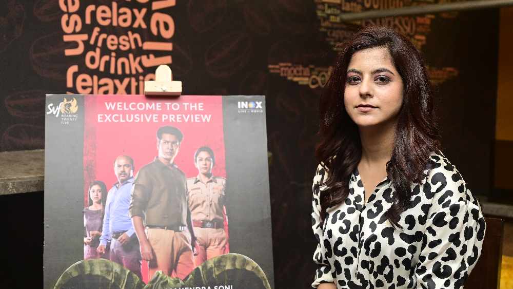 অলিভিয়া সরকার বাংলা ছোট পর্দার পরিচিত মুখ। ‘বোঝে না সে বোঝে না’, ‘ঠিক যেন লাভ স্টোরি’, ‘জয়ী’র মতো জনপ্রিয় ধারাবাহিকে তাঁর কাজ প্রশংসিত হয়েছে। প্রিমিয়ারে তাঁকেও দেখা গিয়েছে।